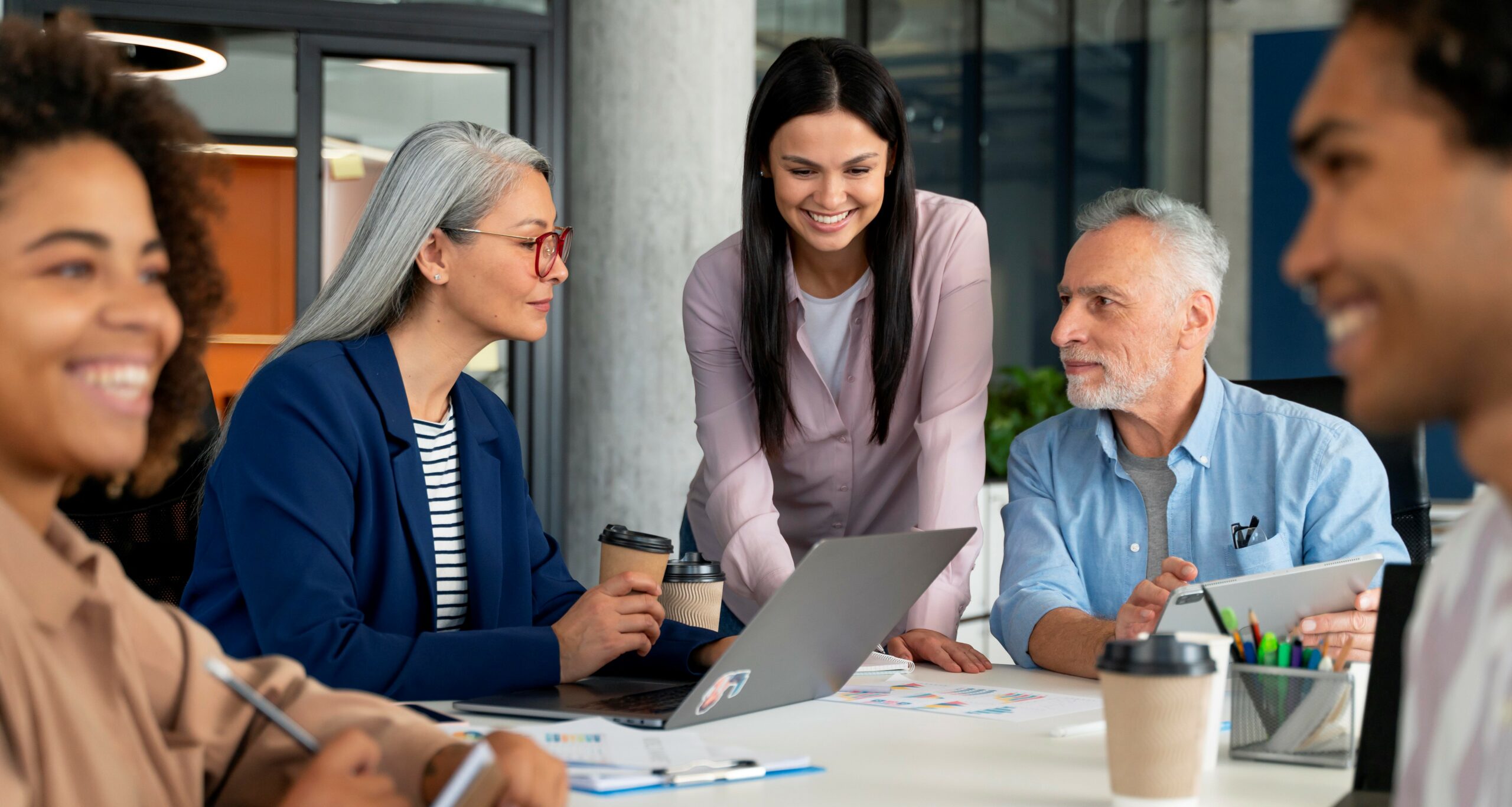diferentes gerações no local de trabalho
